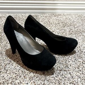 Me Too black velvety high heels.